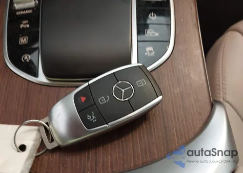 2021 Mercedes-Benz Glc 300 4Matic Suv from USA, damaged, VIN W1N0G8EB8MF903917